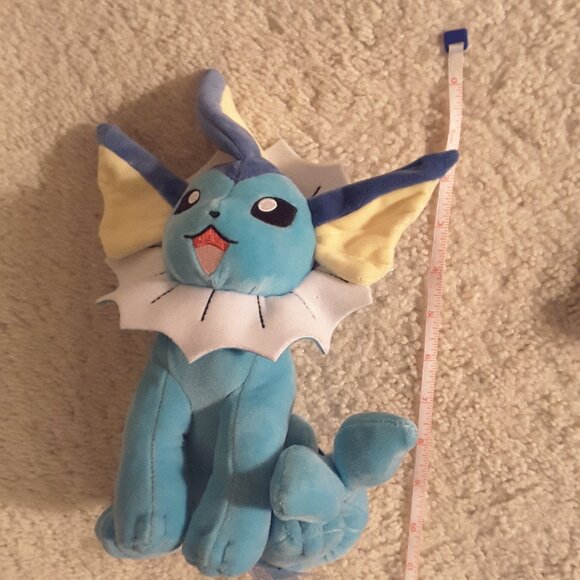 Vaporeon Official Pokemon Plush NwoT Brand new! 11" - Picture 5 of 6